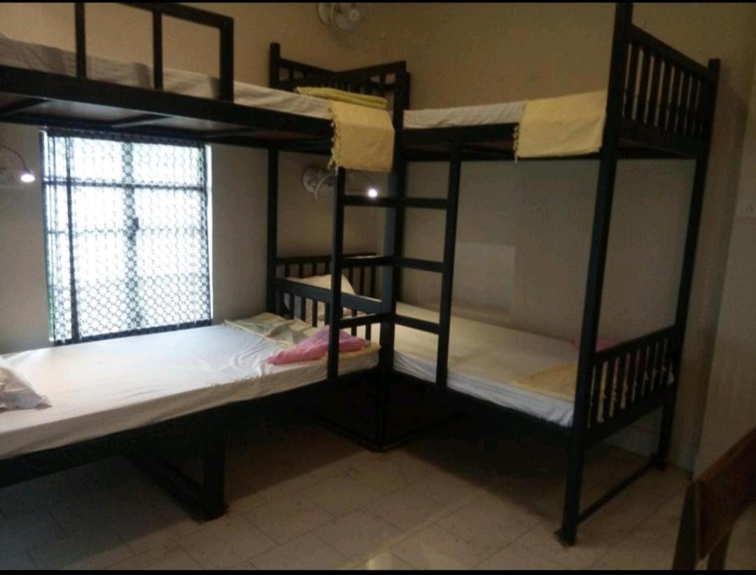 Monalisa Hostel Варанасі Екстер'єр фото